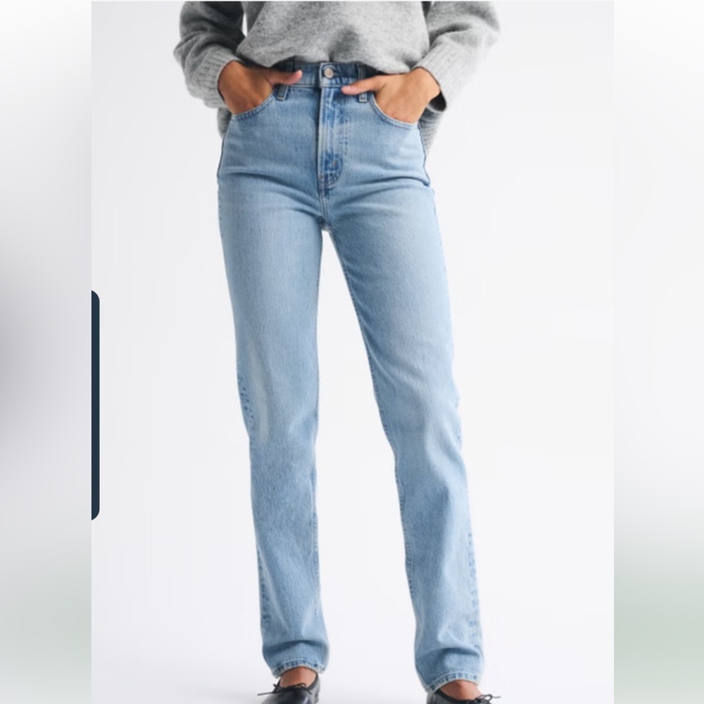 Abercrombie & Fitch Light Wash Straight Jeans